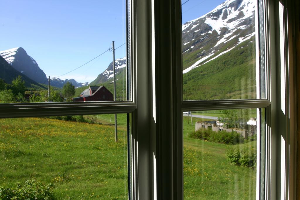 Overvoll Farm Stranda  Bagian luar foto